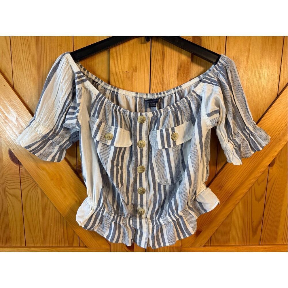 American Eagle Short Sleeve Blue White Striped Cropped Shirt Size Medium (7148)